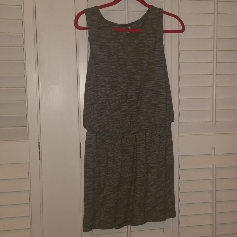 NWOT Easy TShirt Dress in Heathered Black/Gray